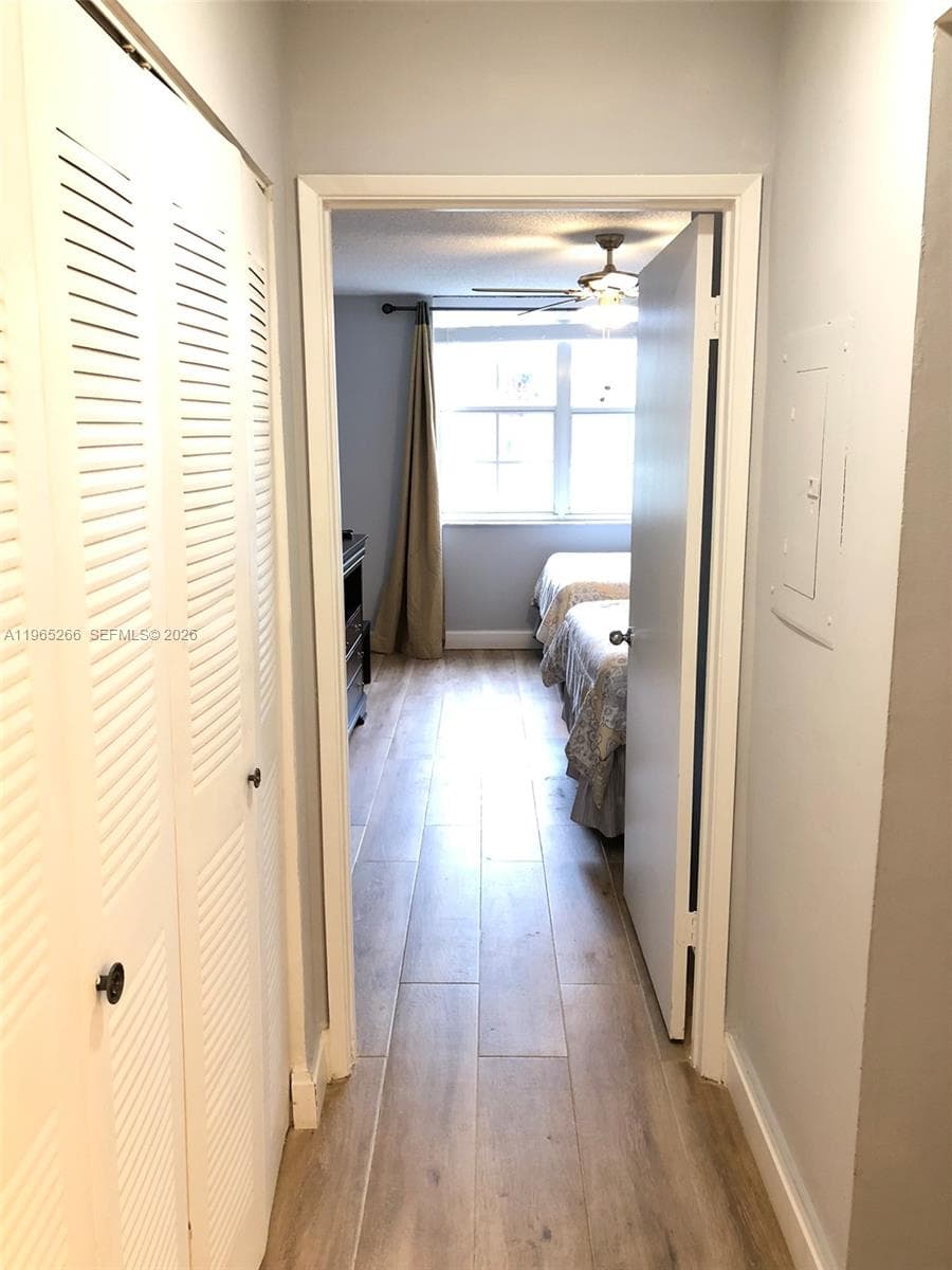 19801 E Country Club Dr 4406 photo 22