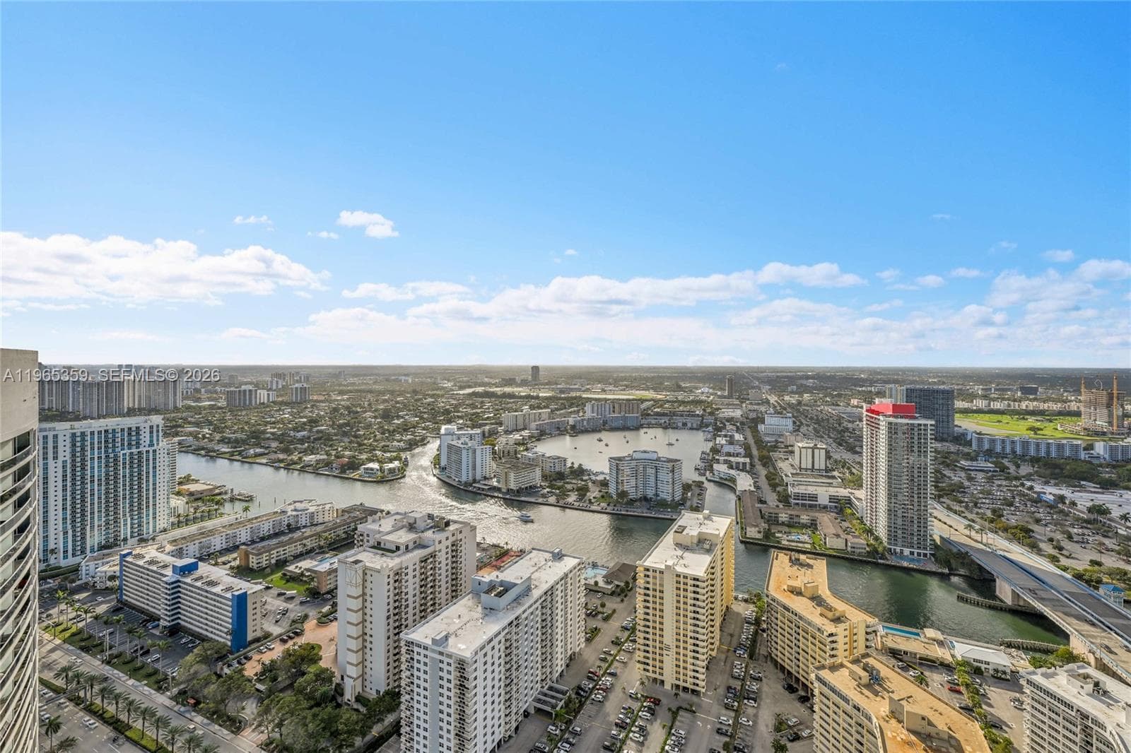 1830 Ocean Dr 4708 photo 23