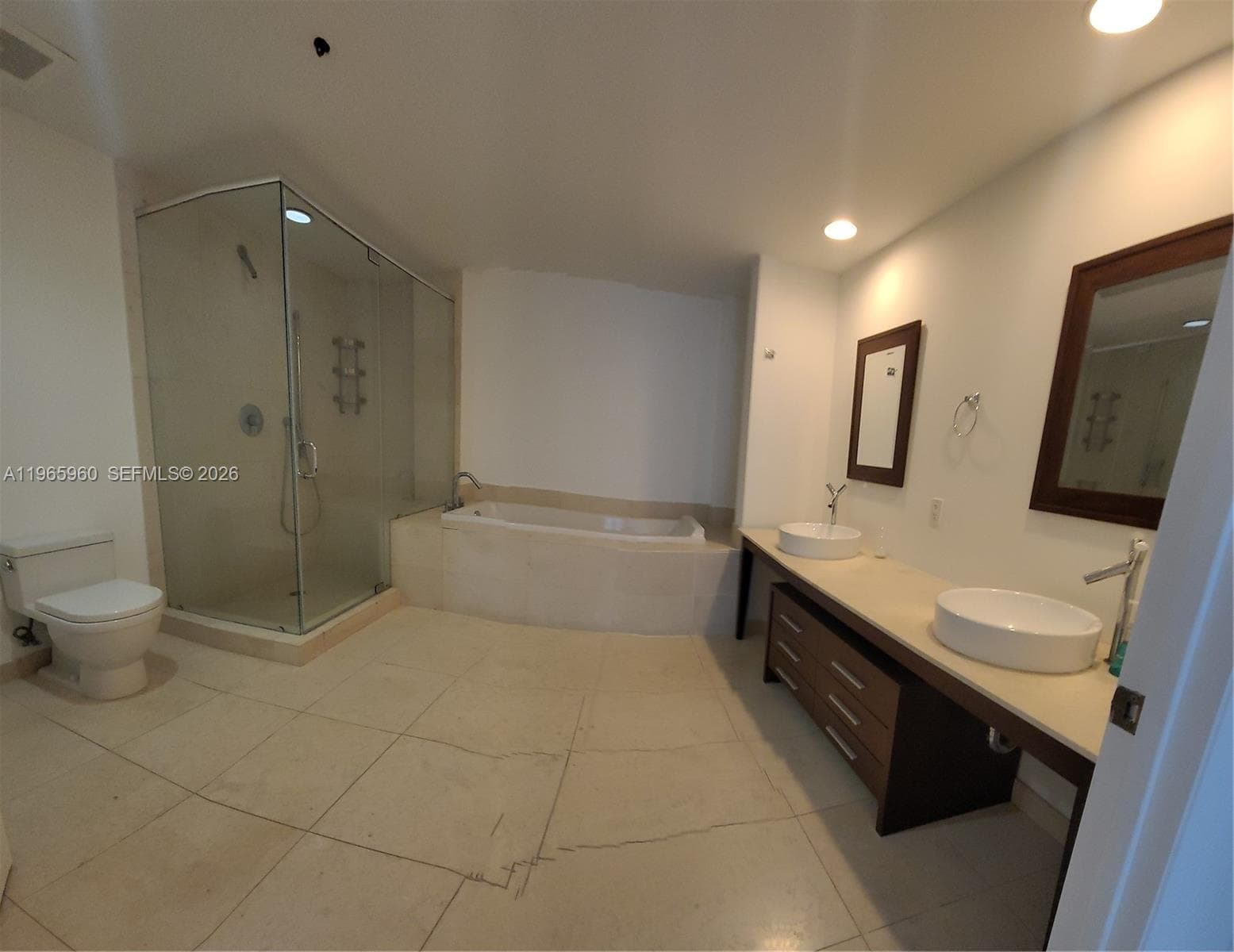 475 Brickell Ave 3709 photo 2