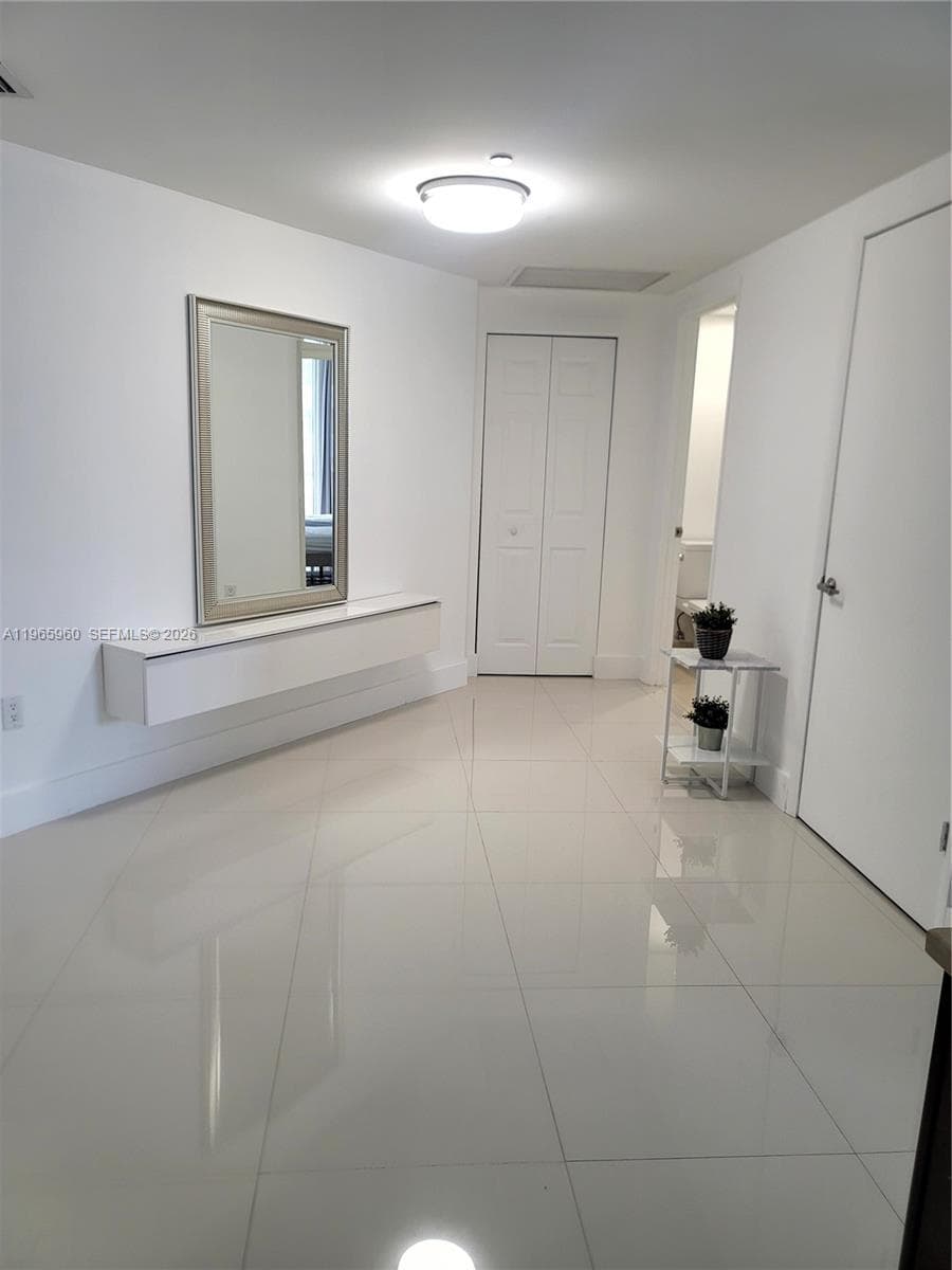 475 Brickell Ave 3709 photo 15