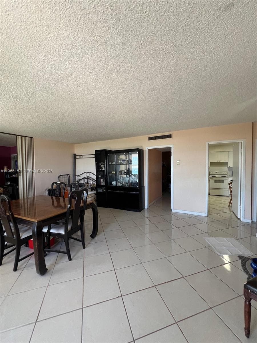 9225 Collins Ave 302 photo 5
