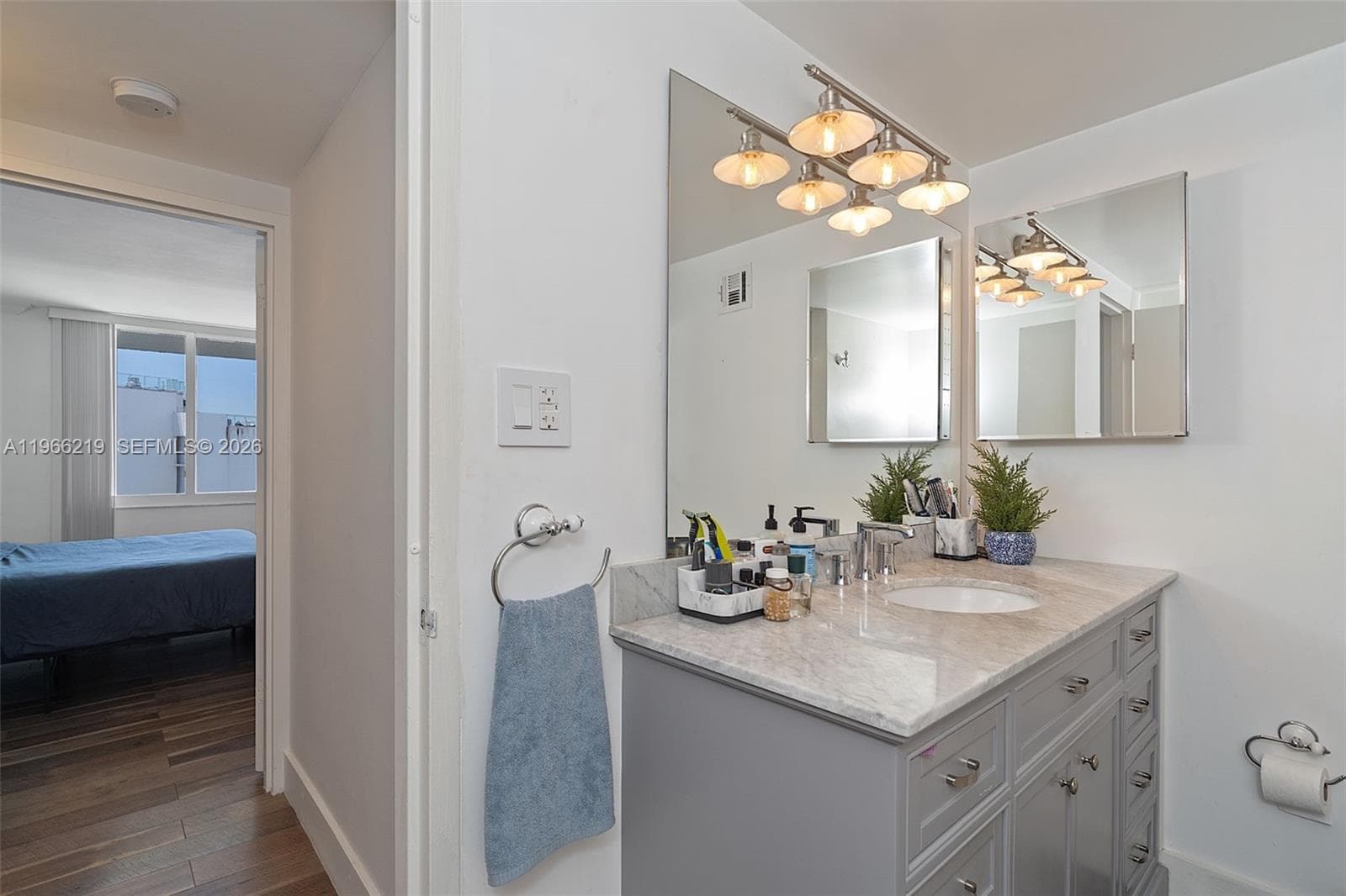1200 West Ave PH31 photo 23