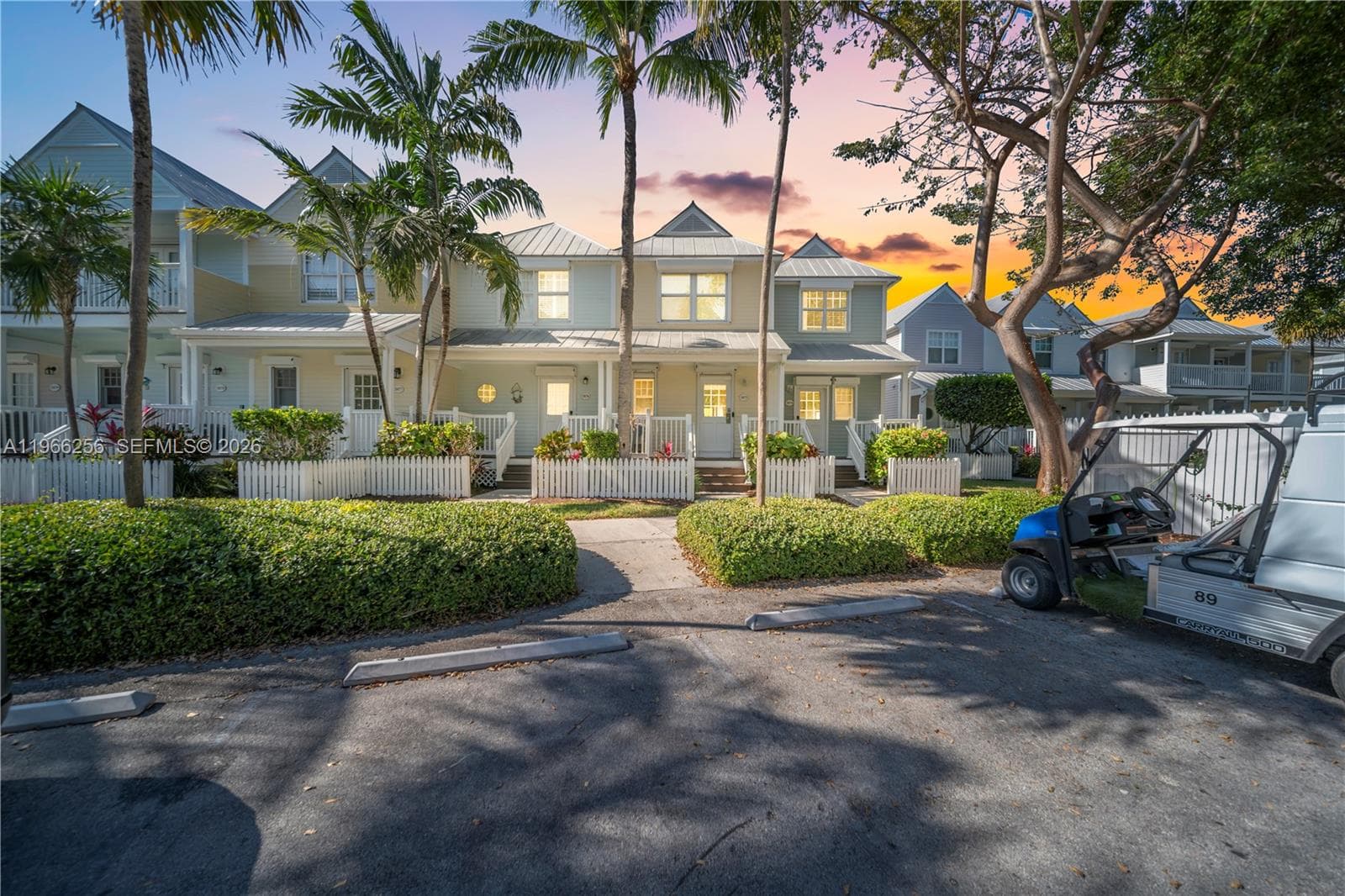5075 Sunset Village Dr photo 13