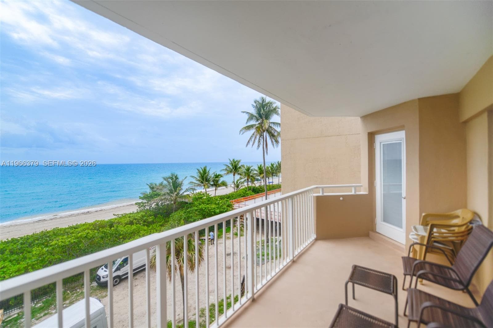 1950 Ocean Dr 3P photo 7