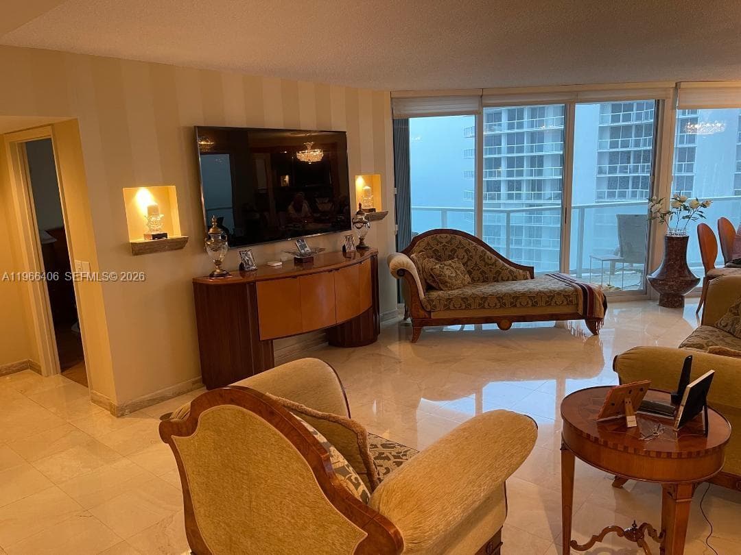16445 Collins Ave 2328 photo 7
