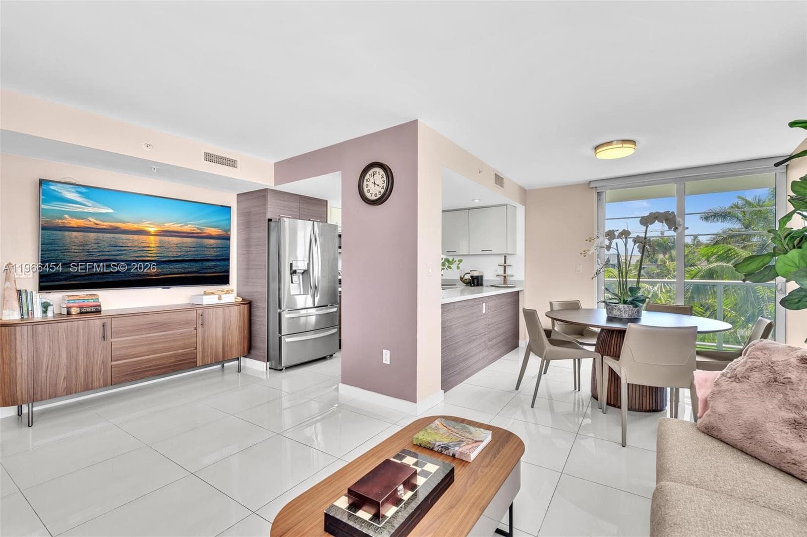 9901 E Bay Harbor Dr 403 photo 12