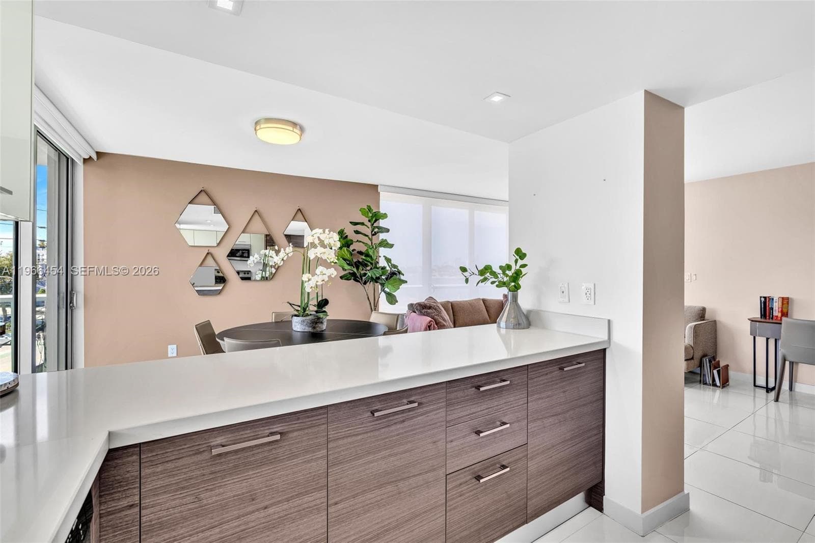 9901 E Bay Harbor Dr 403 photo 21