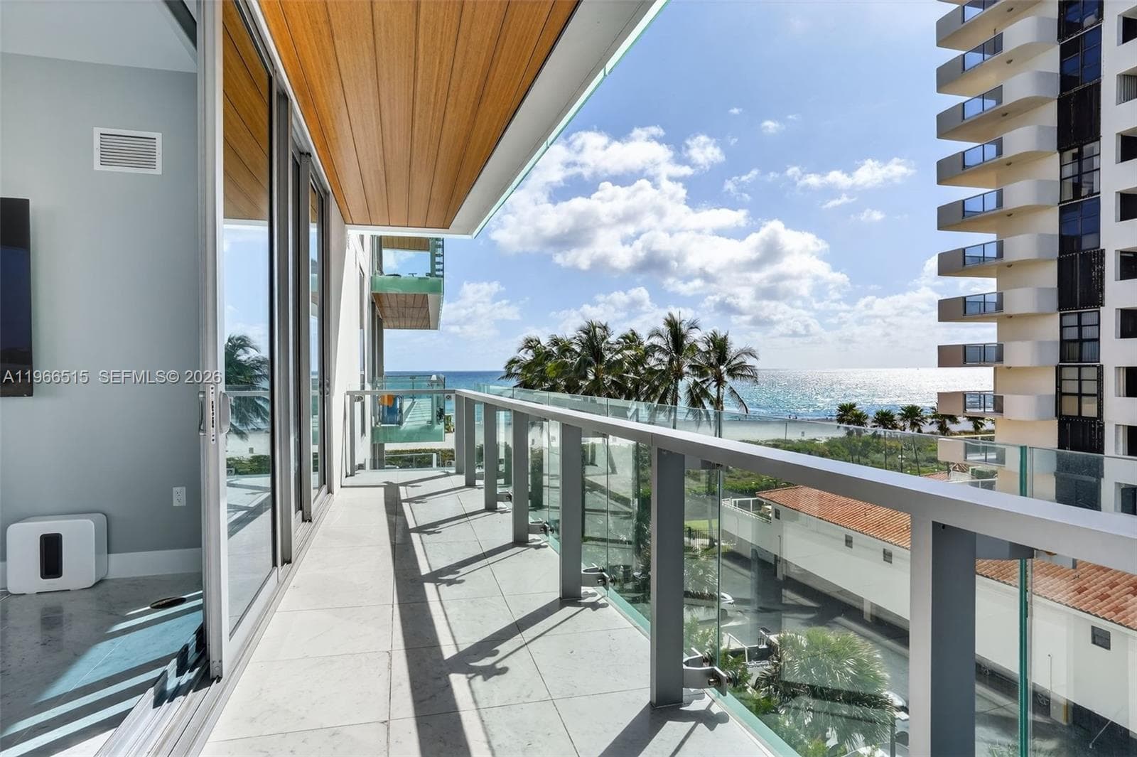 5775 Collins Ave 506 photo 11