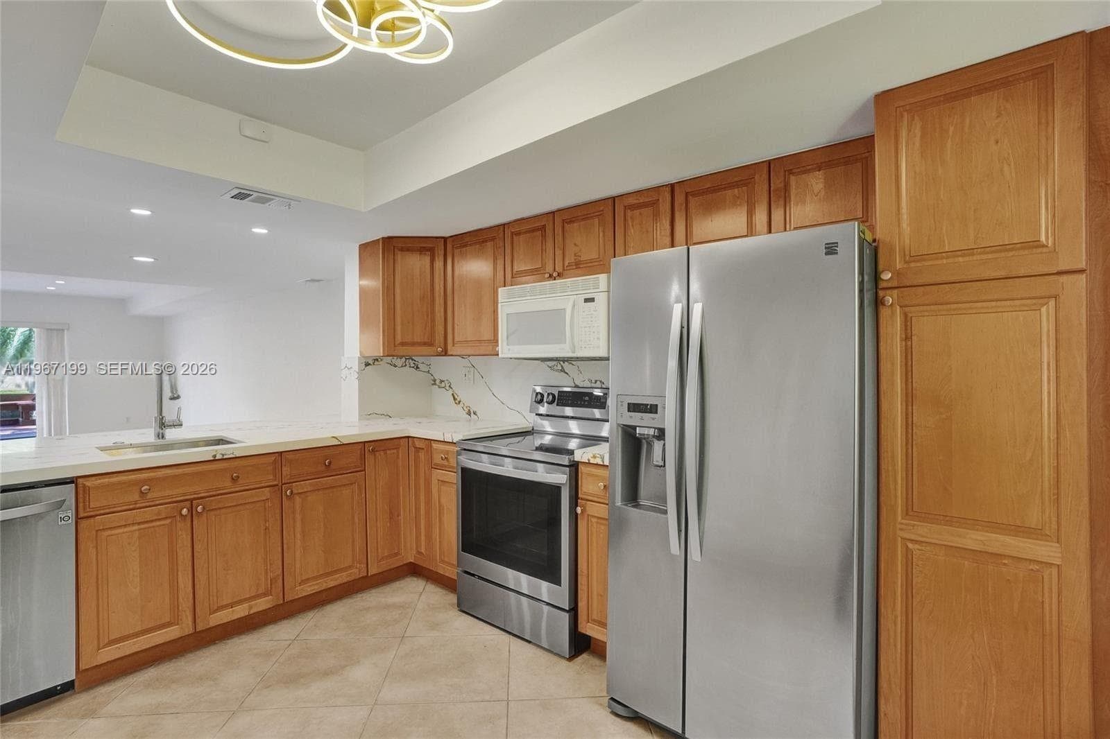 2689 165th St 56 photo 25