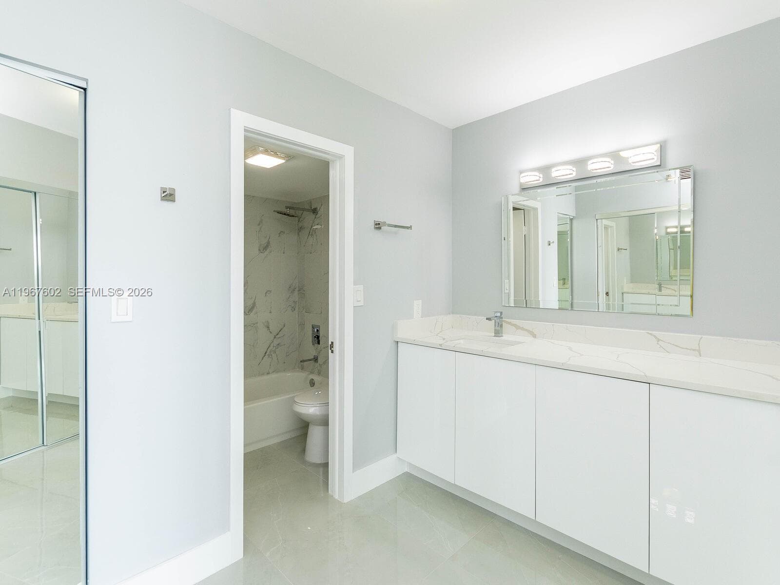 20505 E COUNTRY CLUB DR 634 photo 24