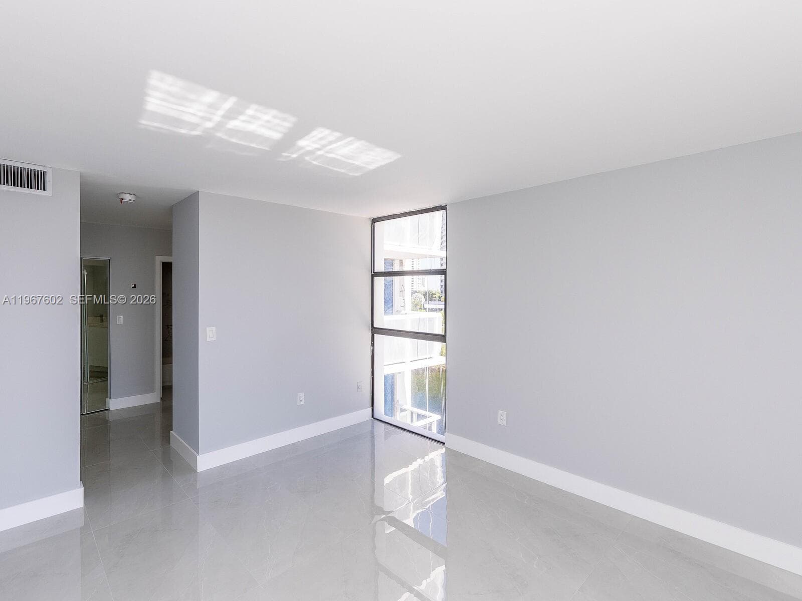 20505 E COUNTRY CLUB DR 634 photo 21