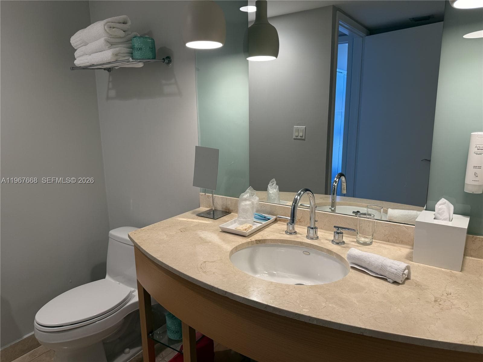 18683 Collins Ave 1404 photo 13