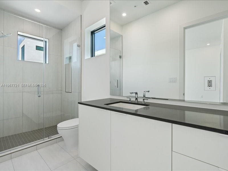 4008 167th St 6 photo 18