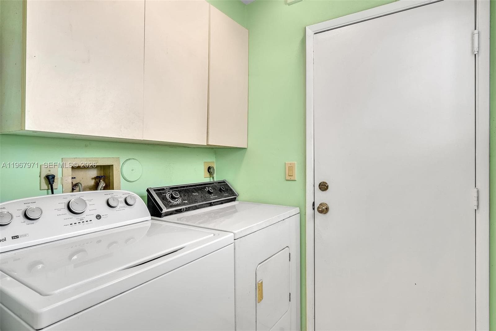 6116 Kings Gate Cir photo 12