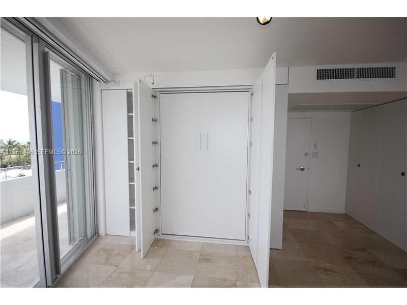 5151 COLLINS AV 532 photo 14
