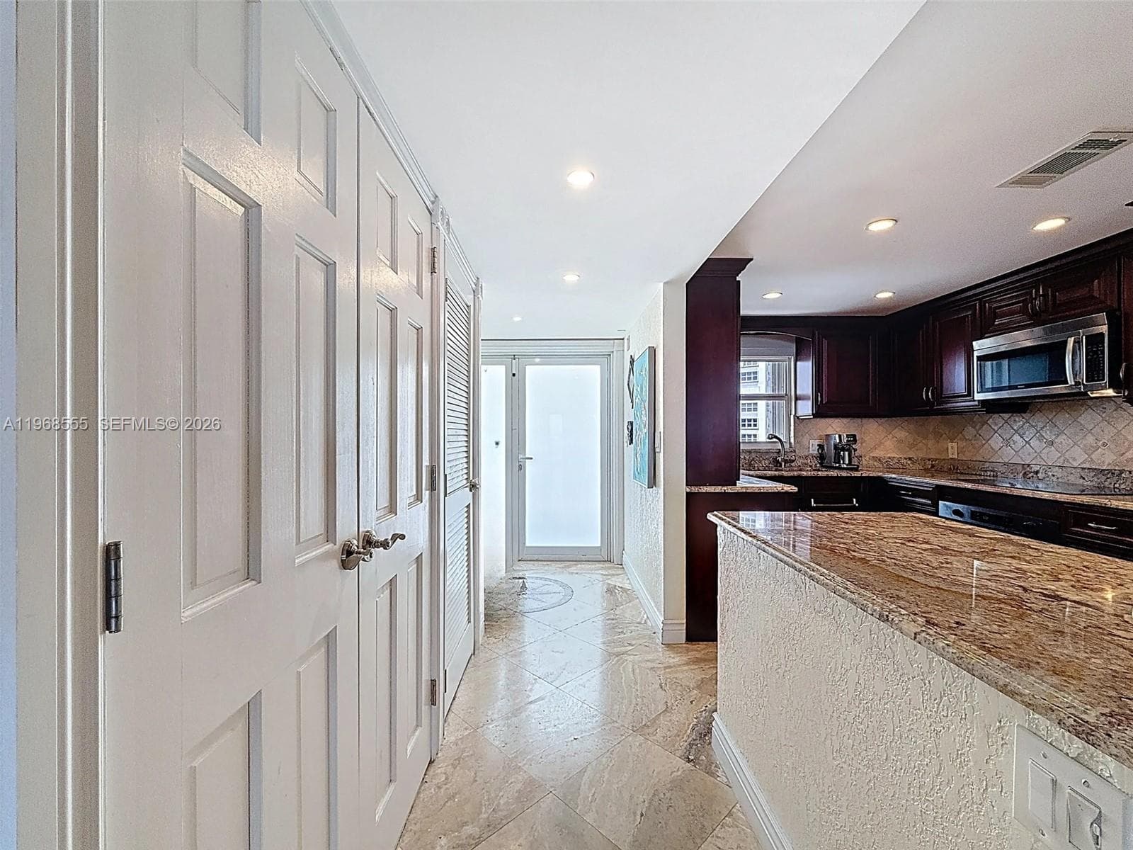 328 Ocean Blvd 1005 photo 9