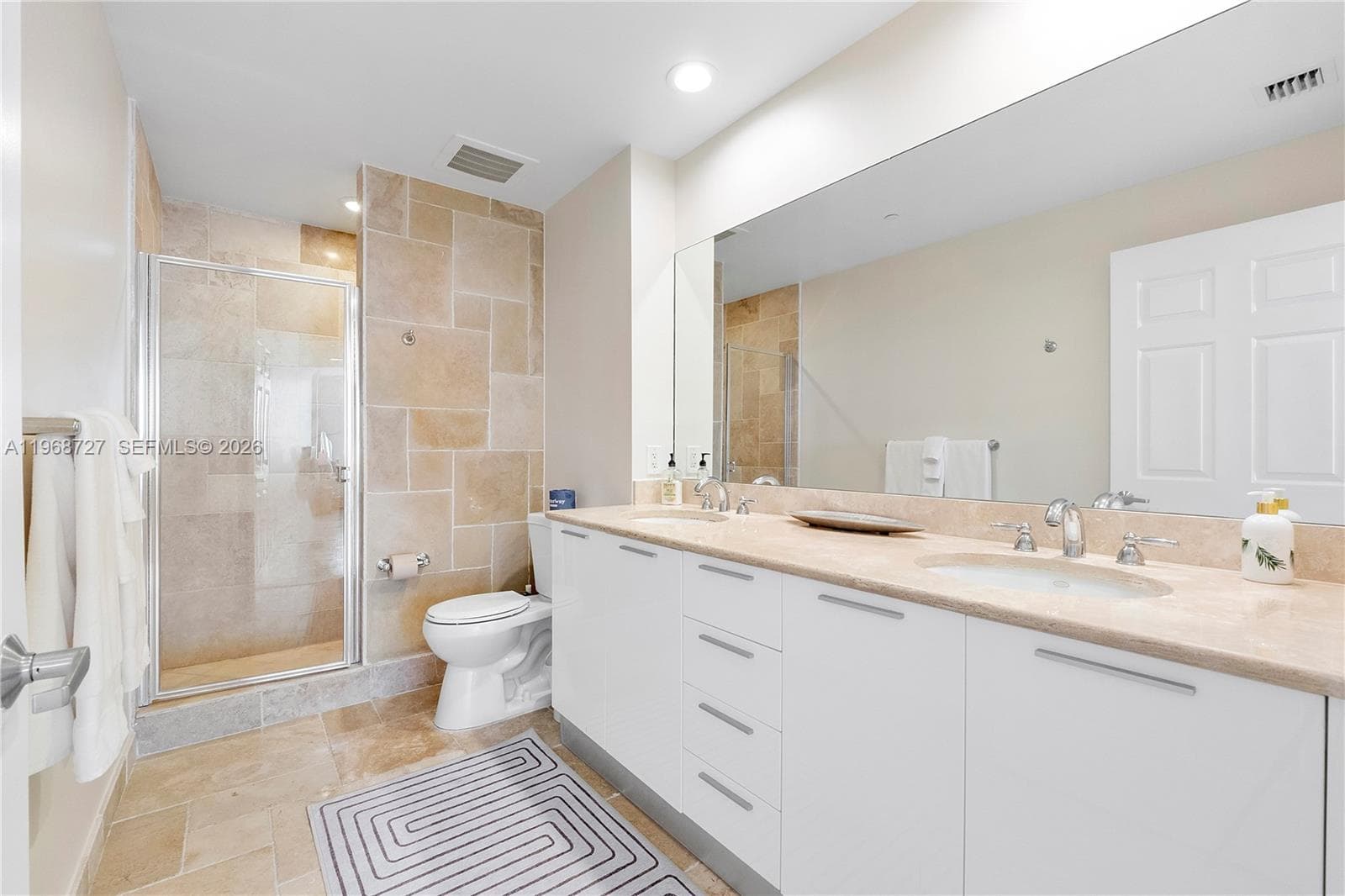 1819 SE 17th St 1606 photo 13