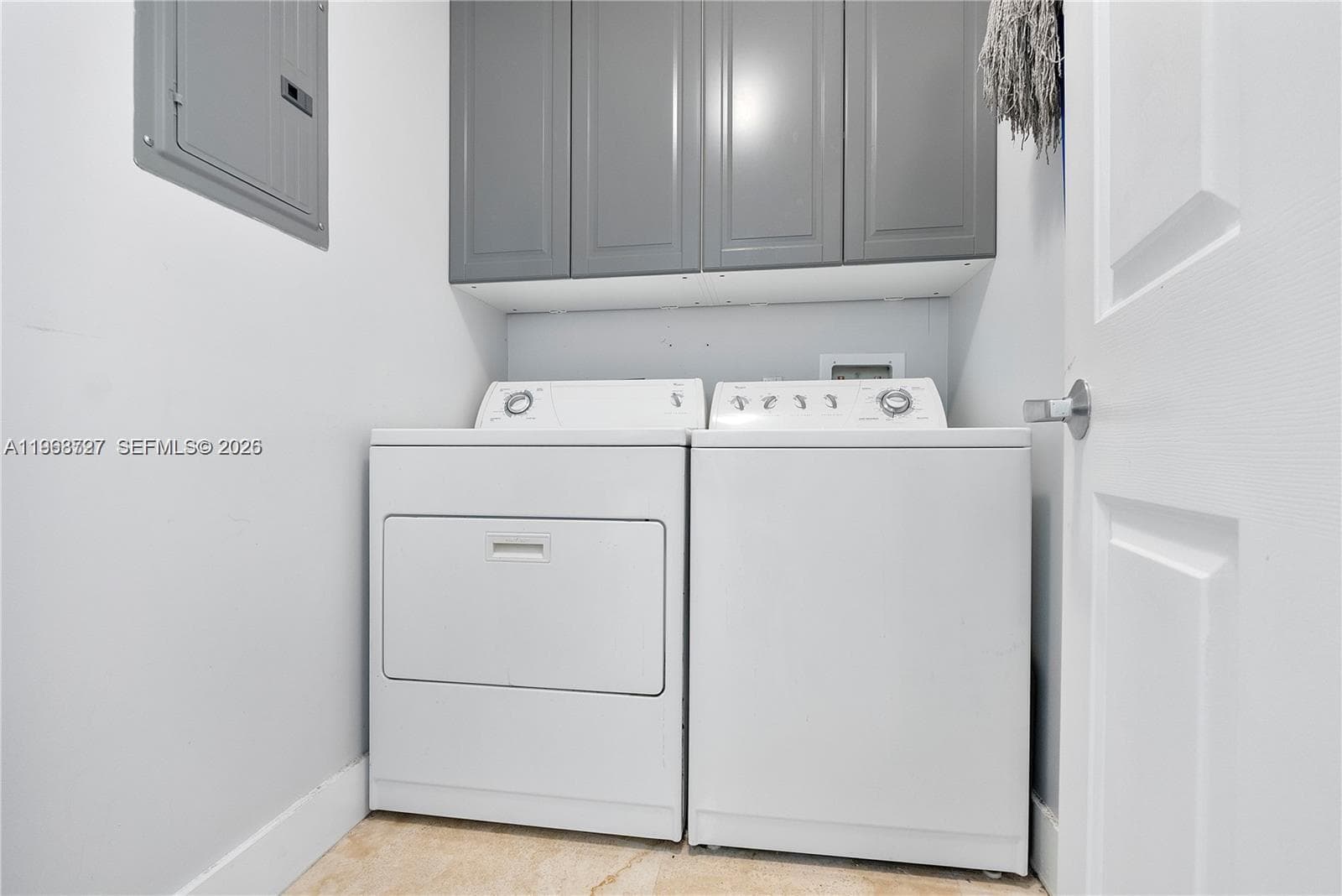 1819 SE 17th St 1606 photo 15