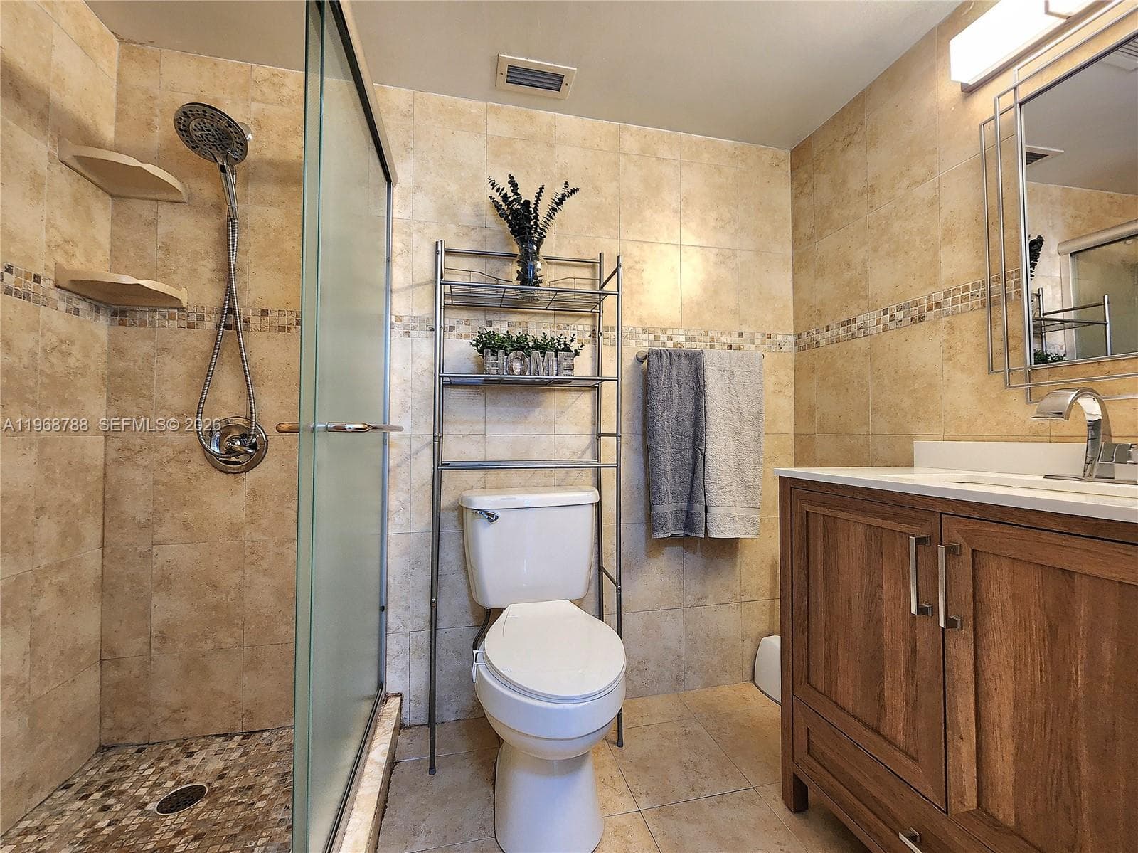 3725 Ocean Dr 620 photo 14