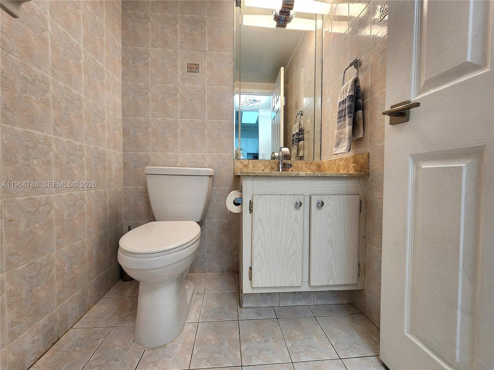 3725 Ocean Dr 620 photo 15