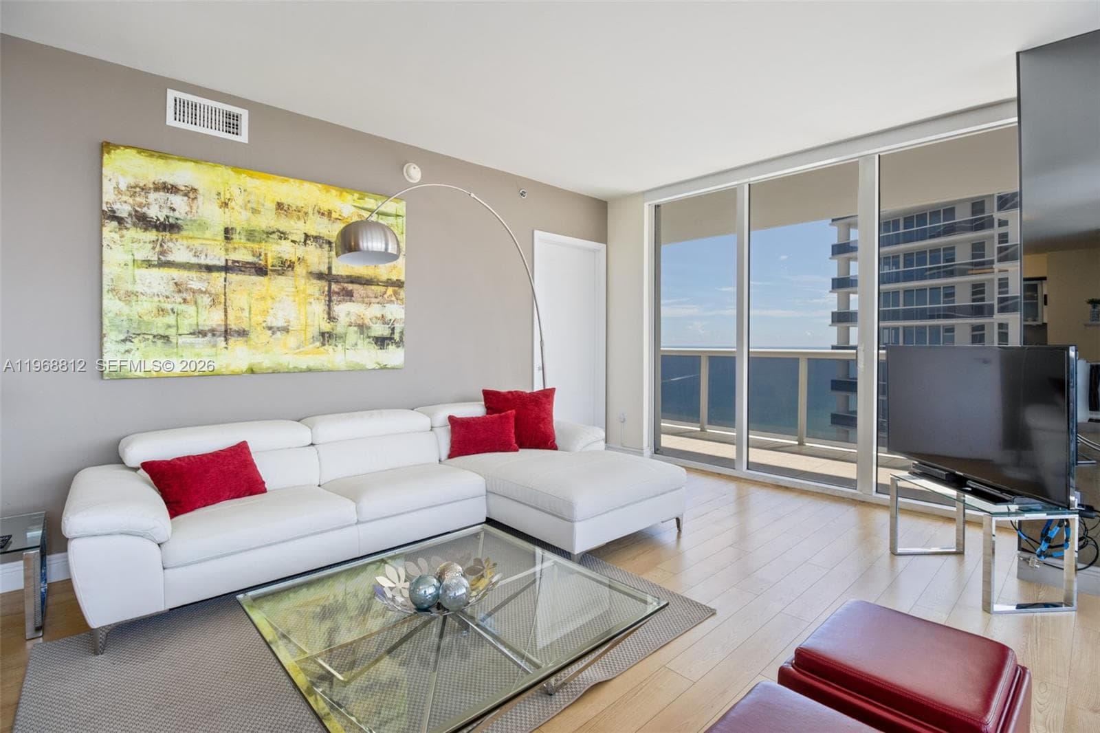 1830 S OCEAN DR 3906 photo 1