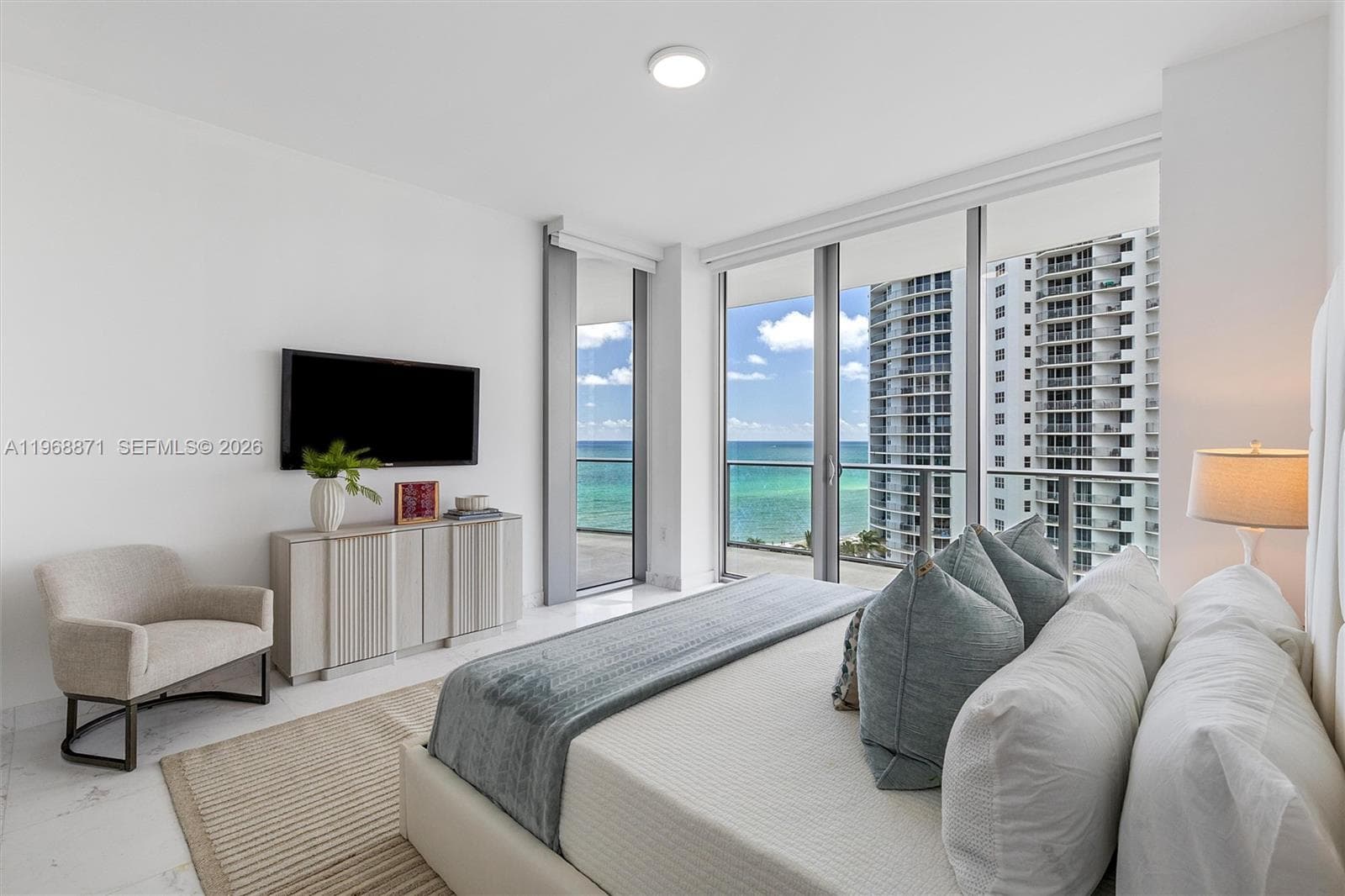 17475 Collins Ave 703 photo 14