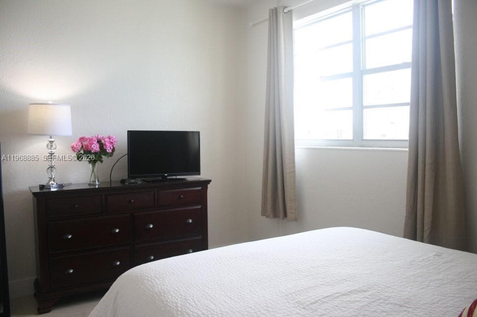3901 Ocean Dr PH16Z photo 18