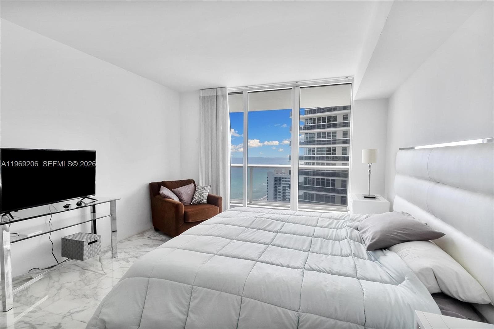 1830 S OCEAN DR 2906 photo 10