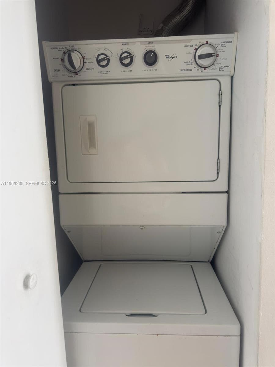 465 Brickell 1504 photo 12