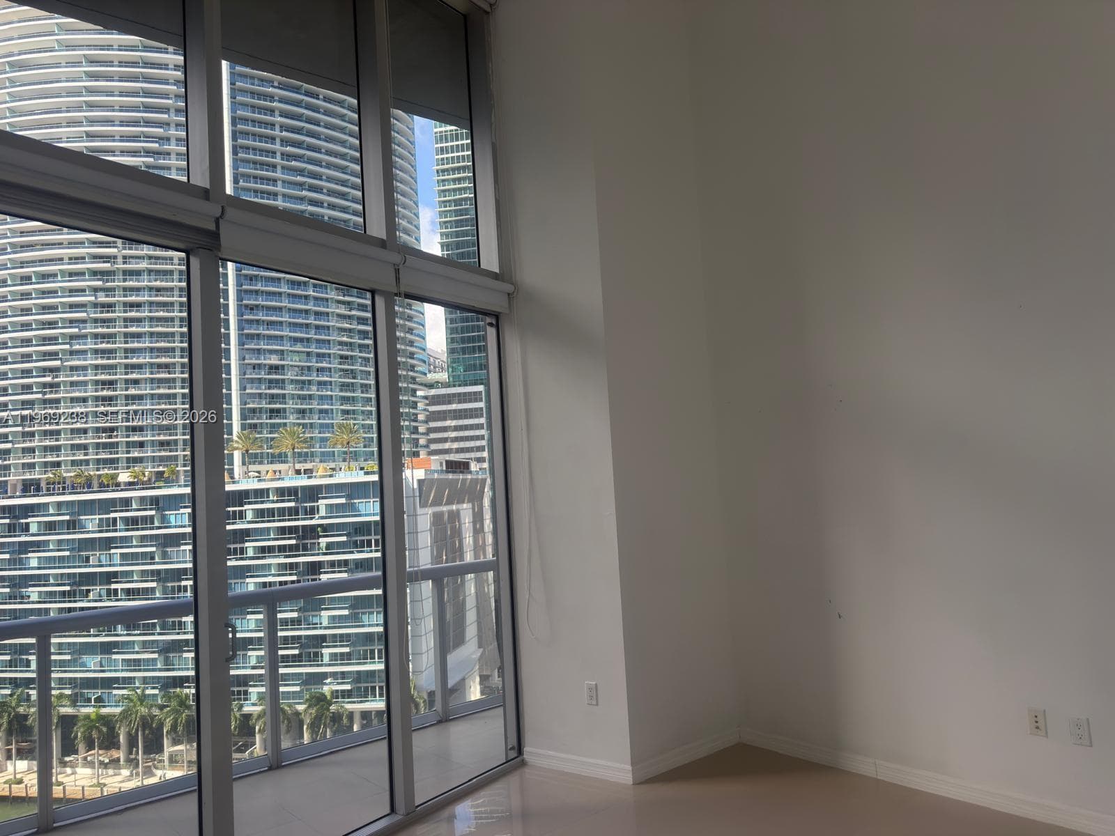 465 Brickell 1504 photo 8