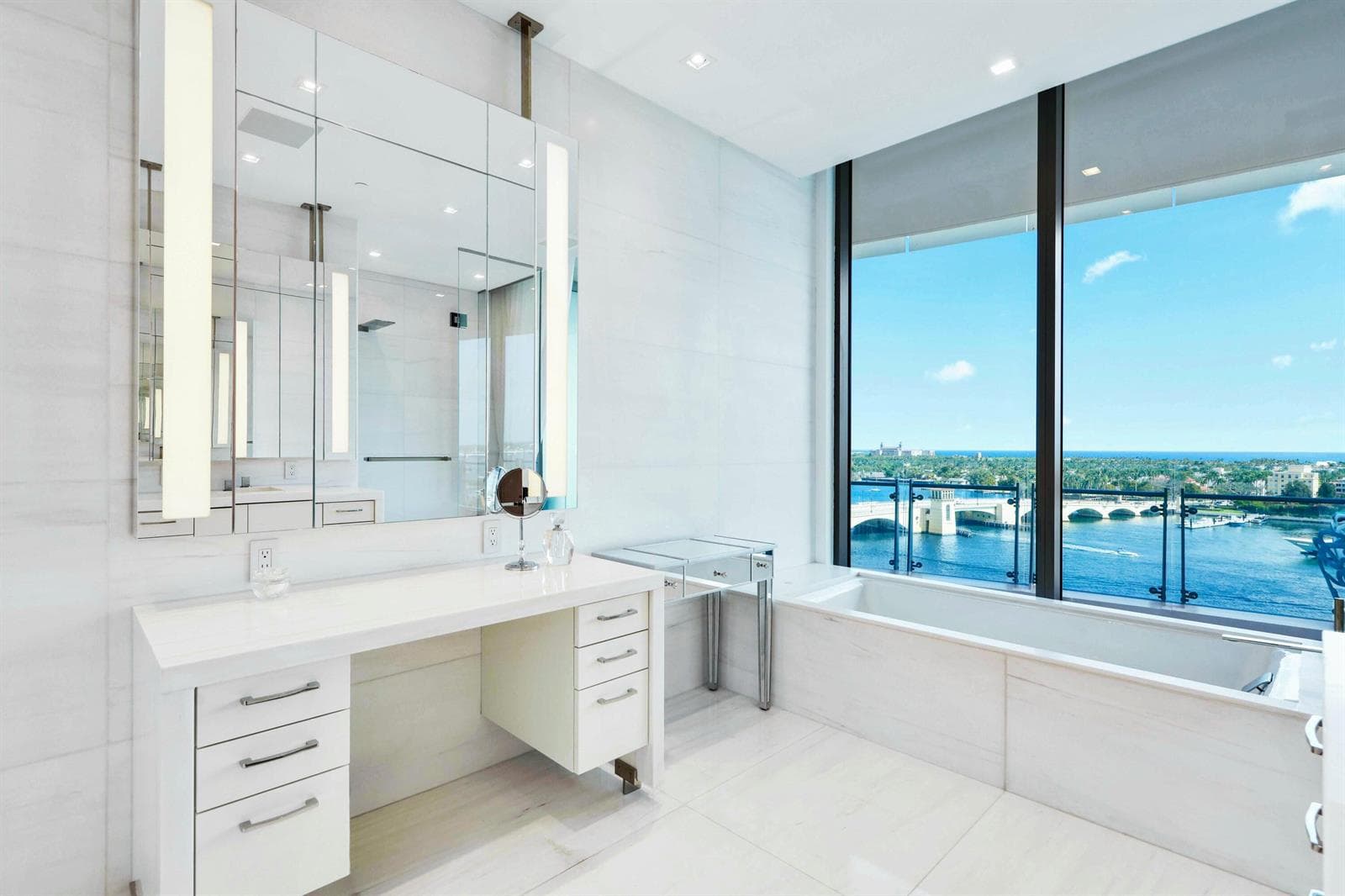 1100 S Flagler Drive 1101 photo 23
