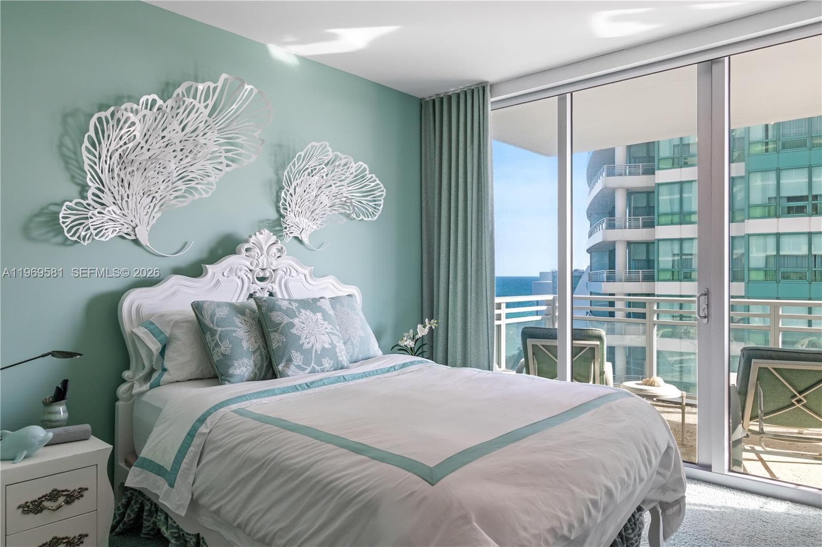 3535 Ocean drive 1405 photo 21