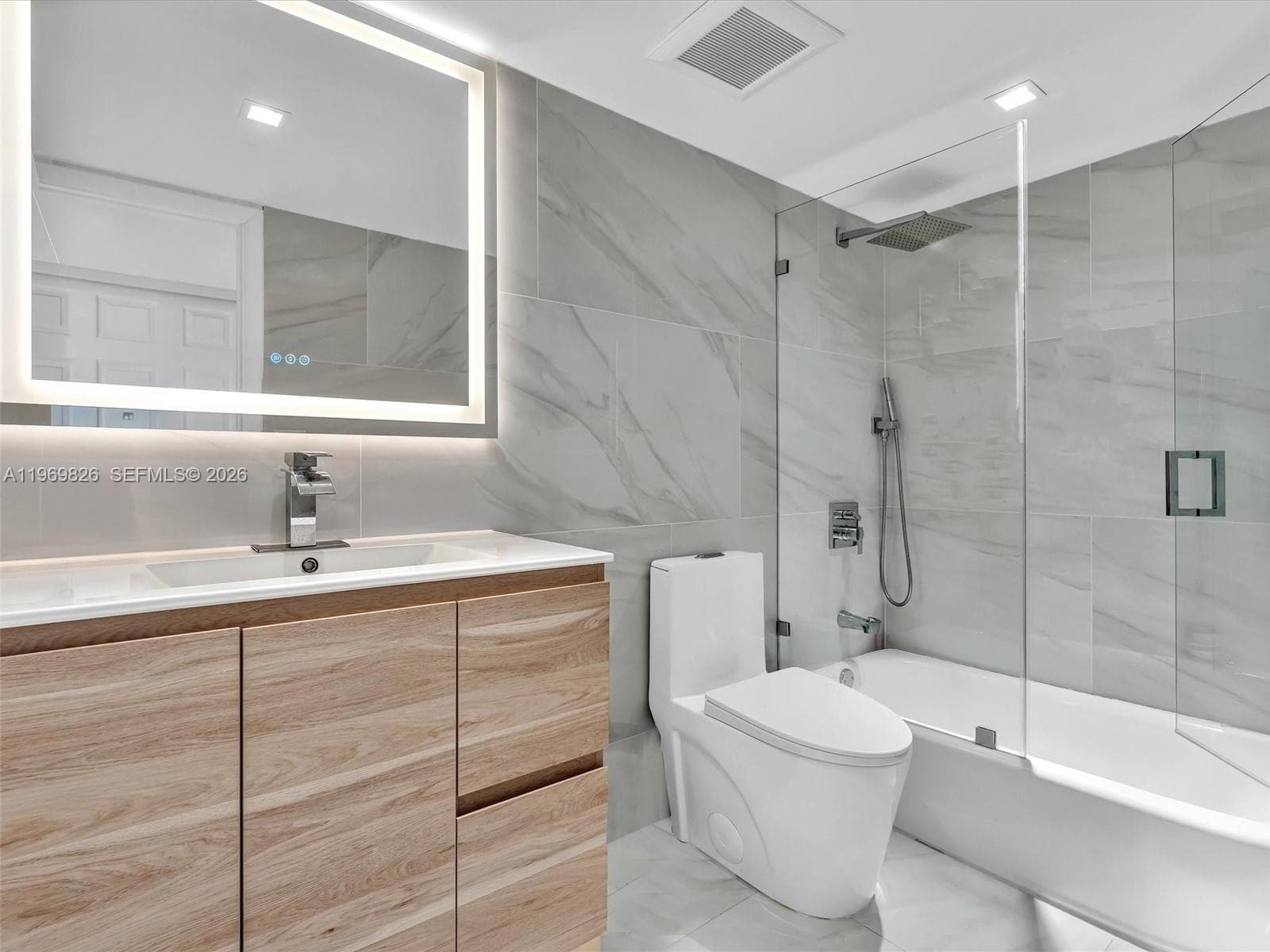401 Ocean Dr 1007 photo 16