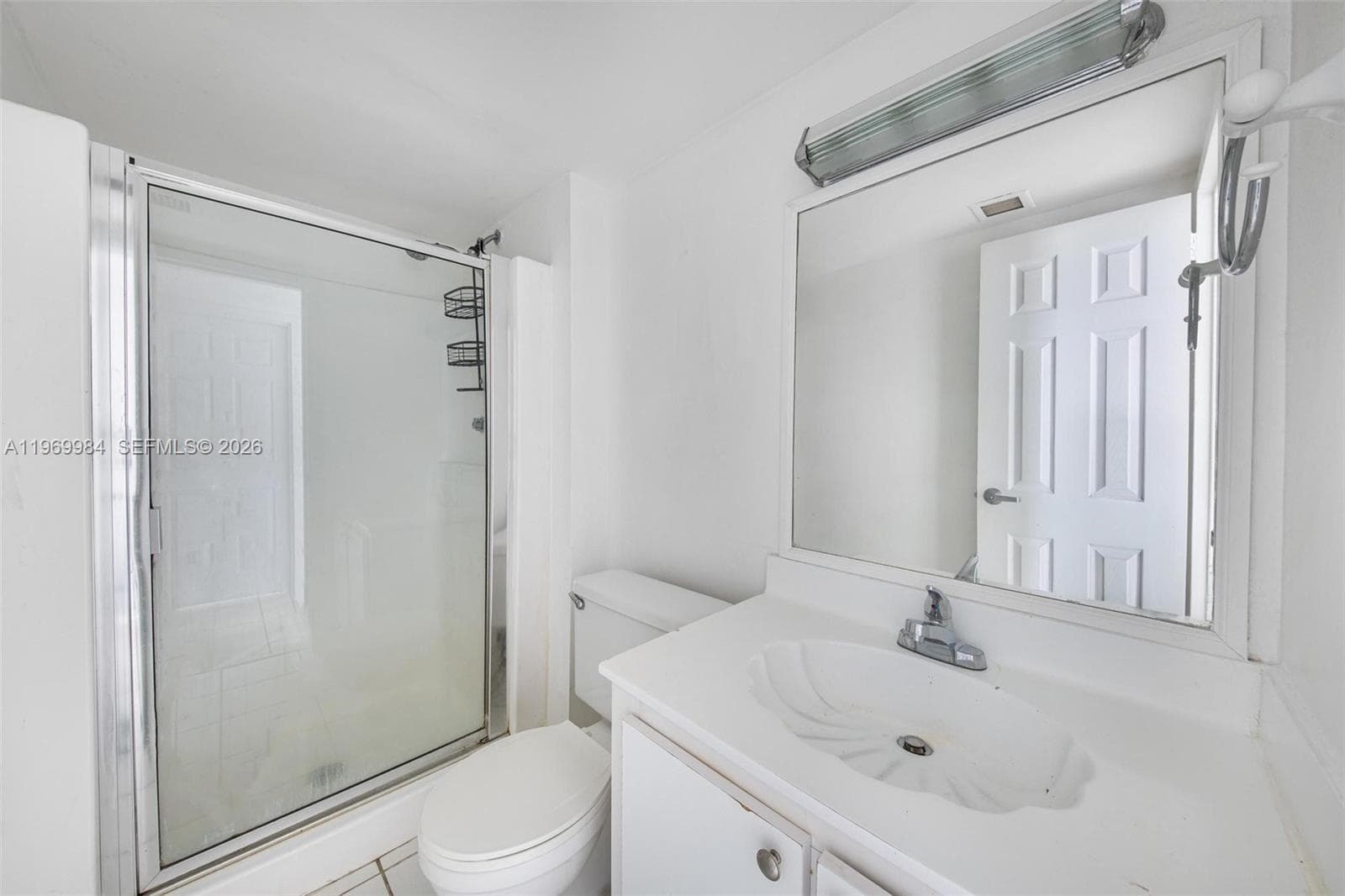2350 NE 135th St 811 photo 25