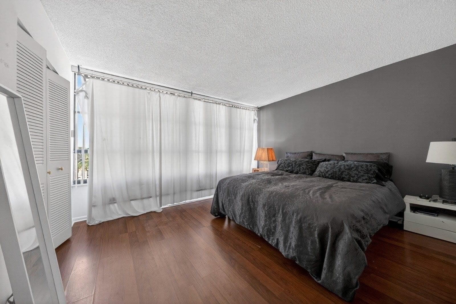 600 Three Islands Boulevard 406 photo 11
