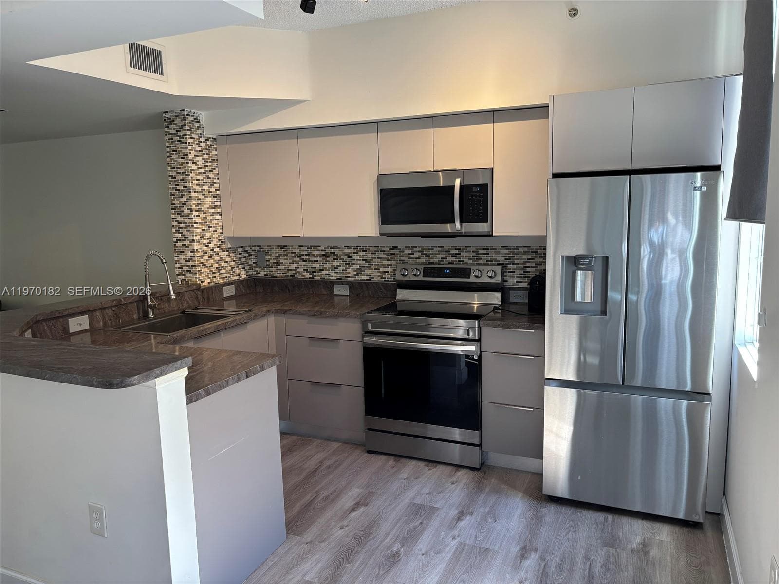2981 185th St 1802 photo 6
