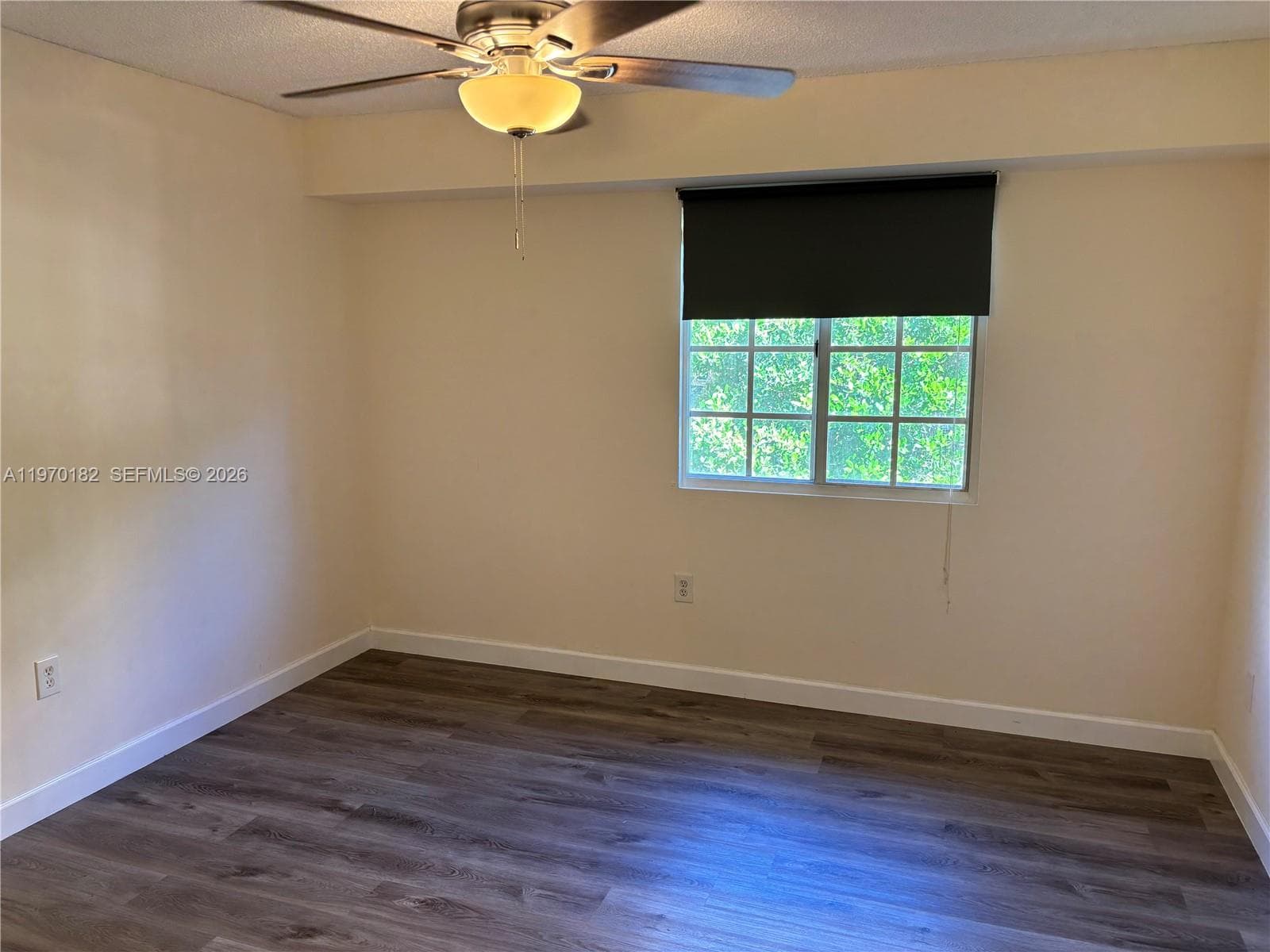 2981 185th St 1802 photo 9