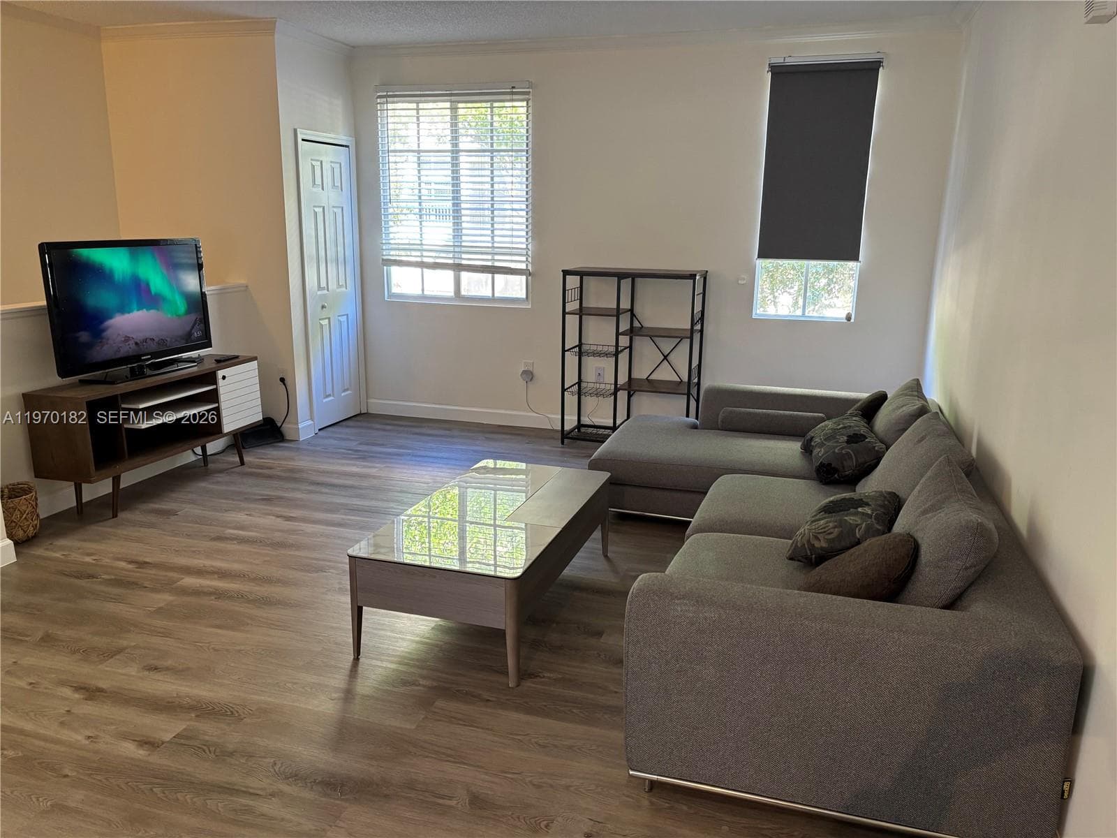 2981 185th St 1802 photo 4