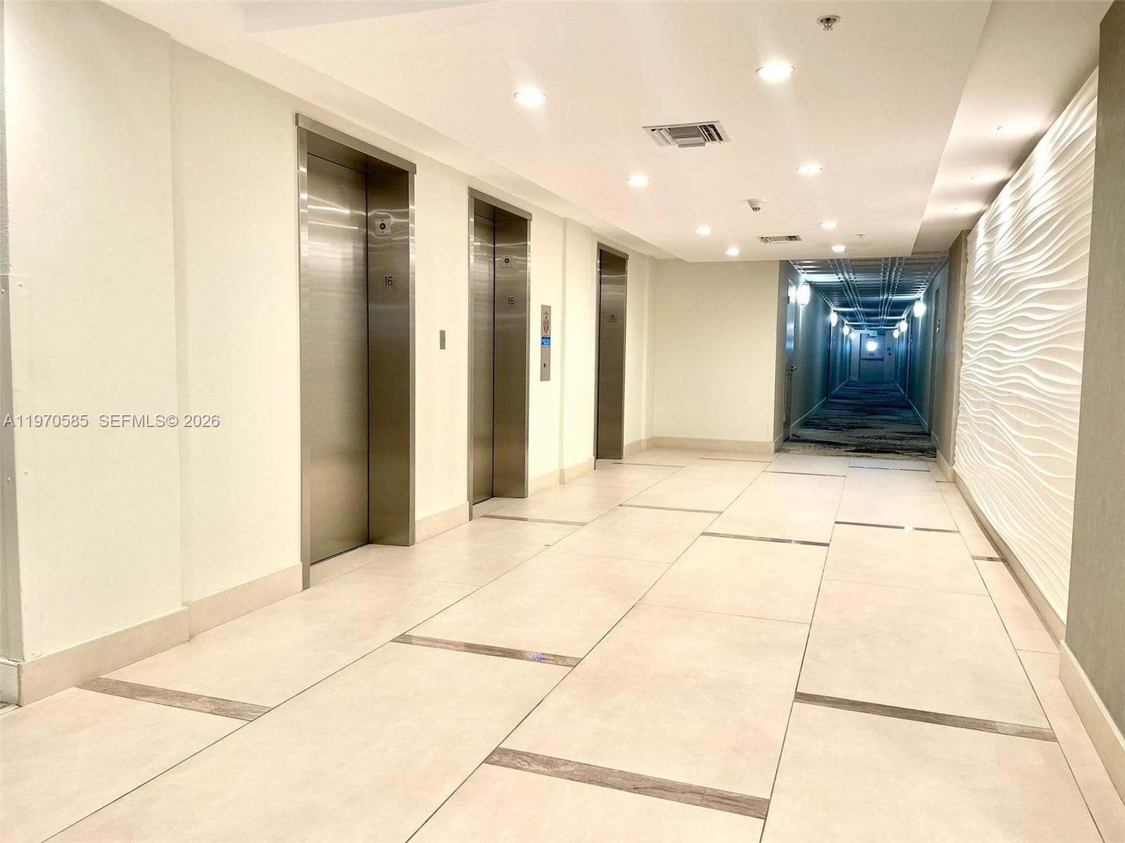 3001 S Ocean Dr 1621 photo 19