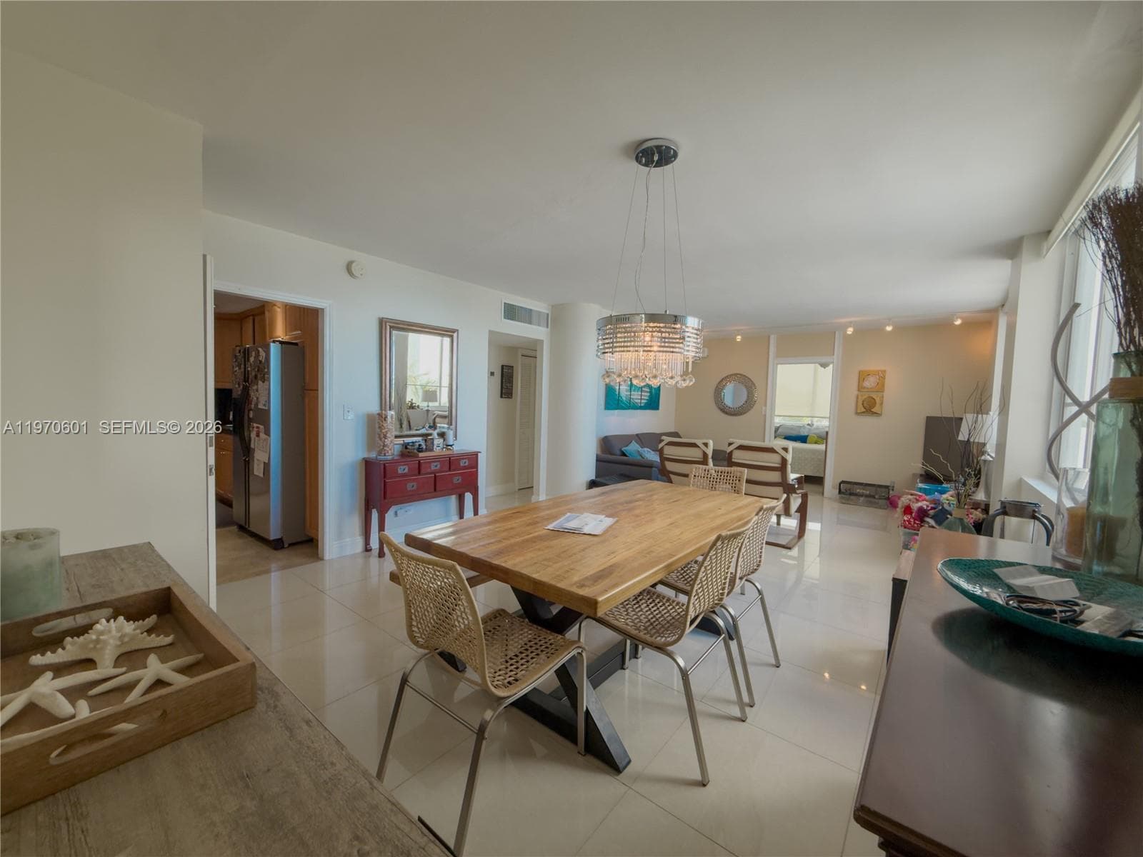 5005 Collins Ave 825 photo 11