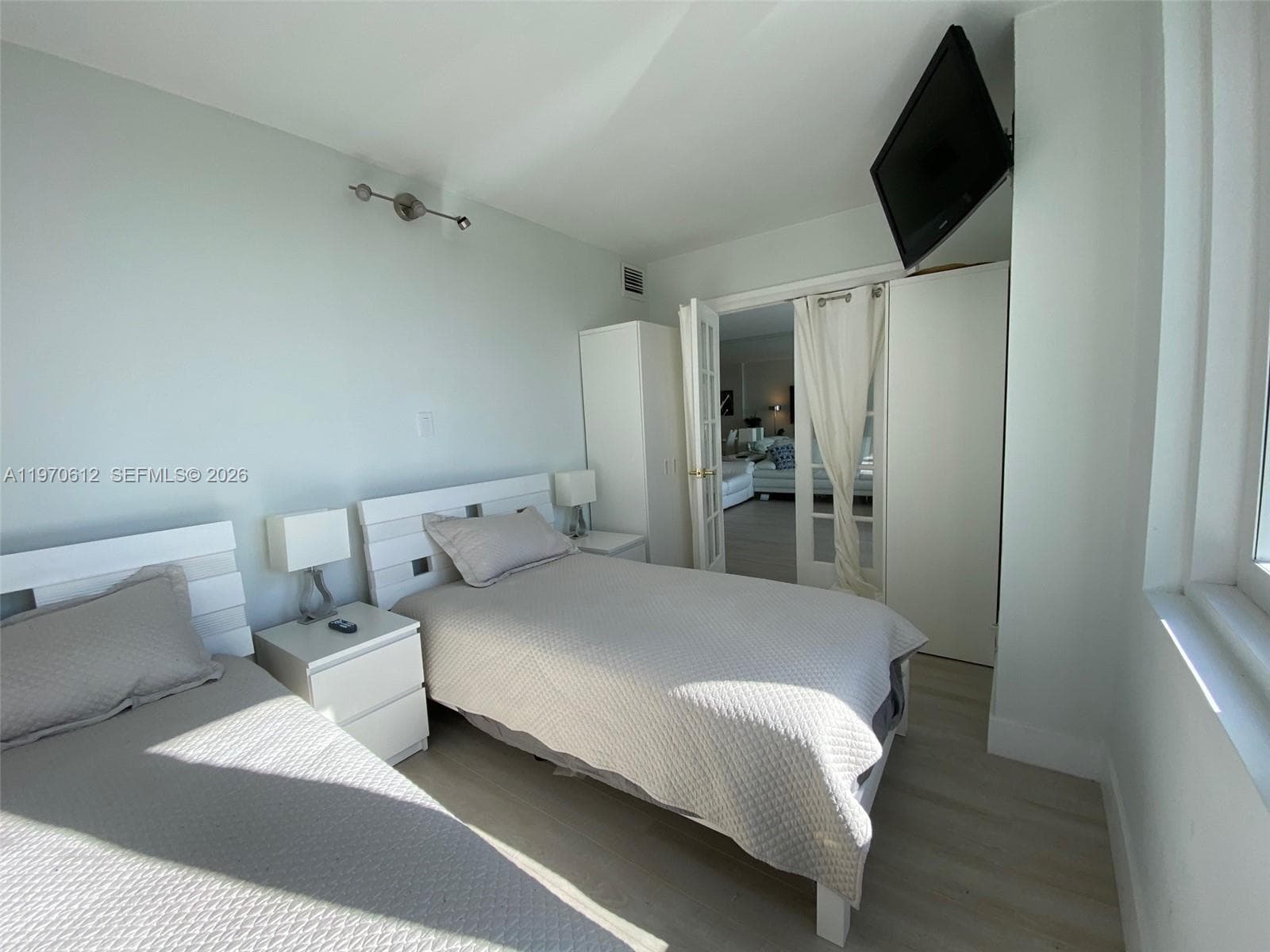 2301 Collins Ave 338 photo 11