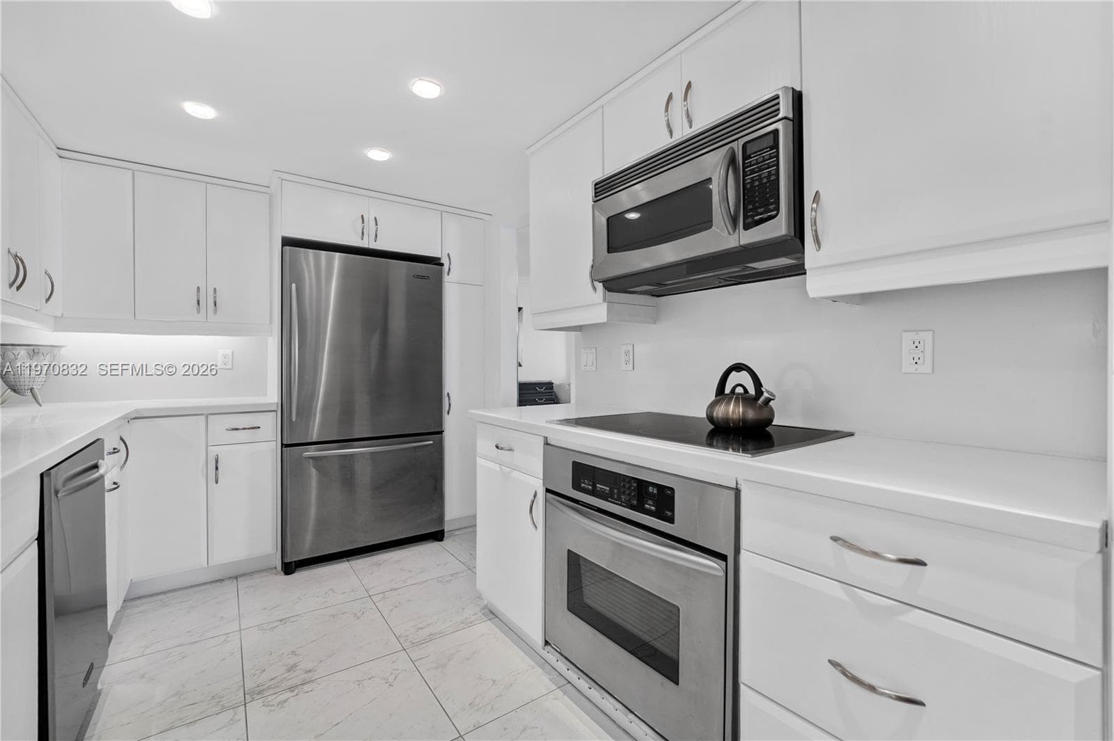 2301 Ocean 201 photo 13