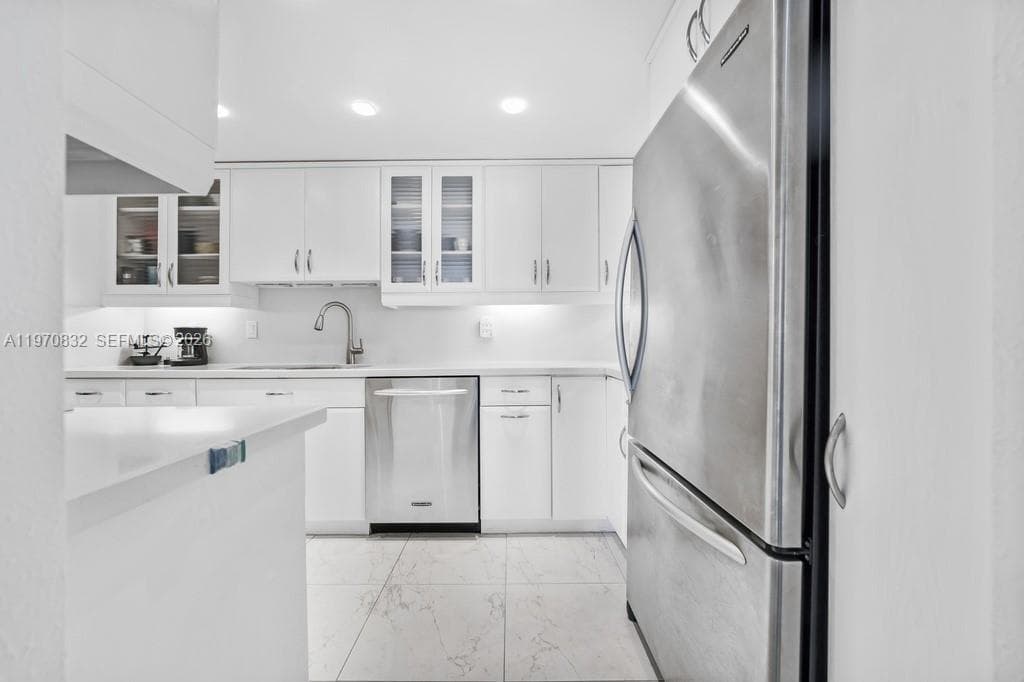 2301 Ocean 201 photo 12