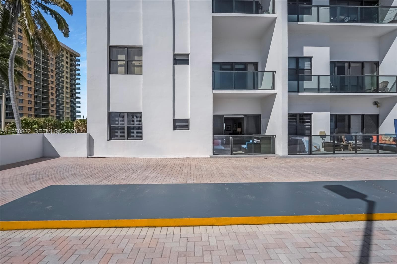 2301 Ocean 201 photo 8