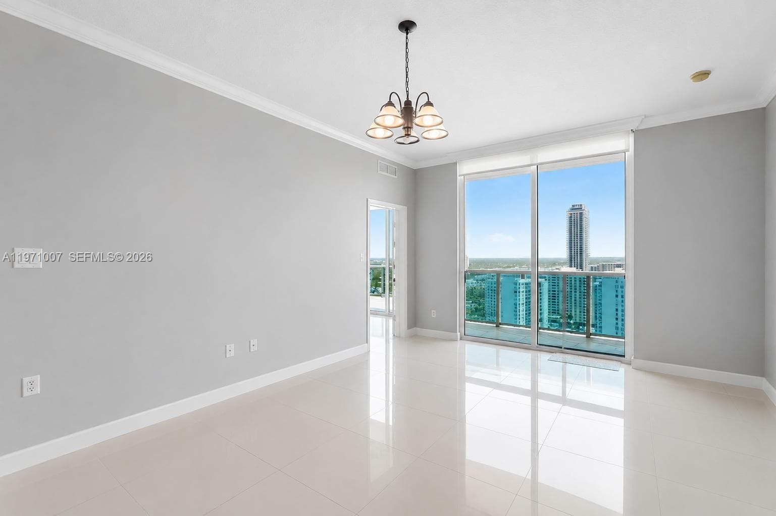 1945 S Ocean Dr 2209 photo 10