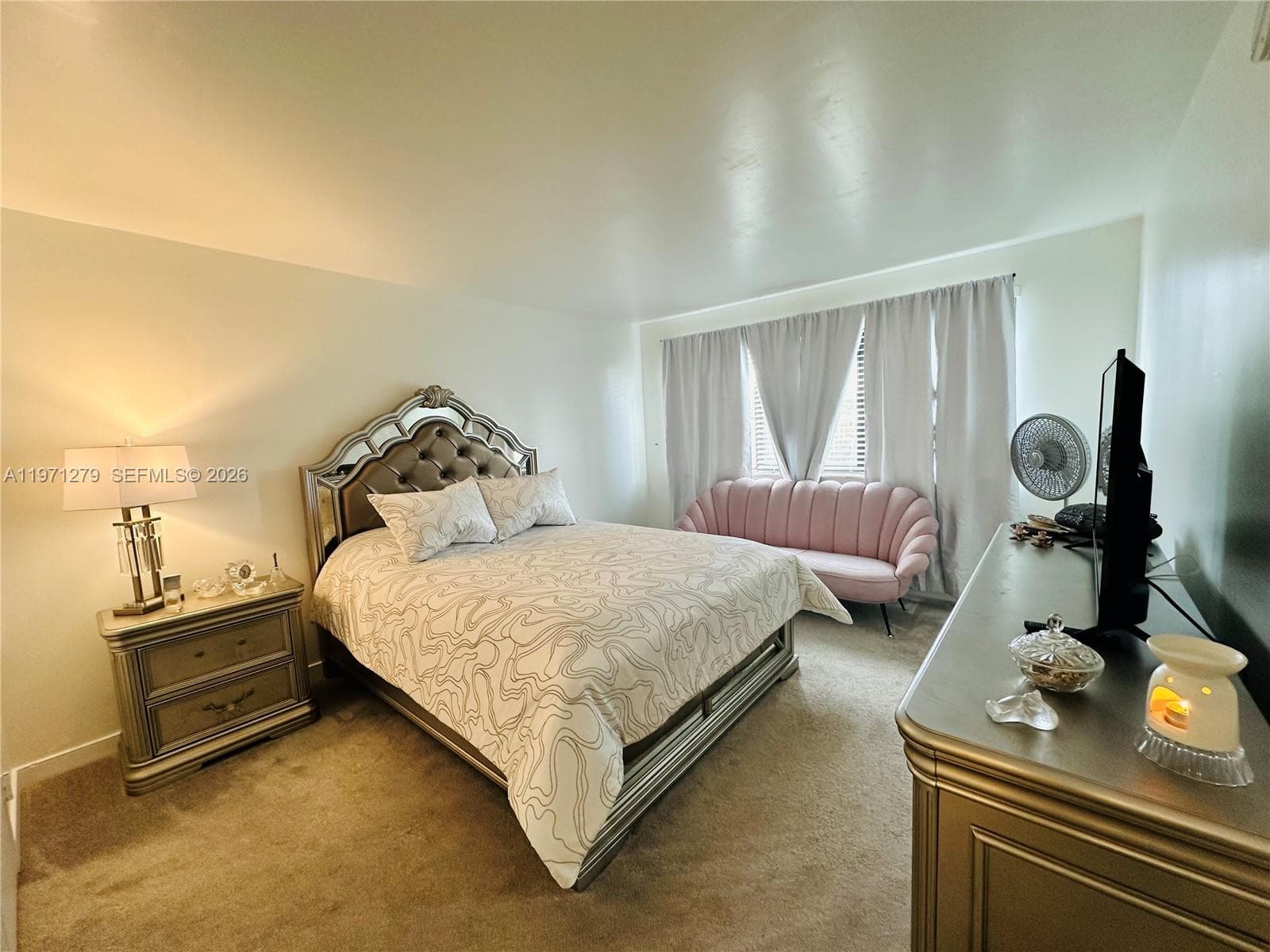 301 Golden Isles Dr (Avail MAY,1) 114 photo 5