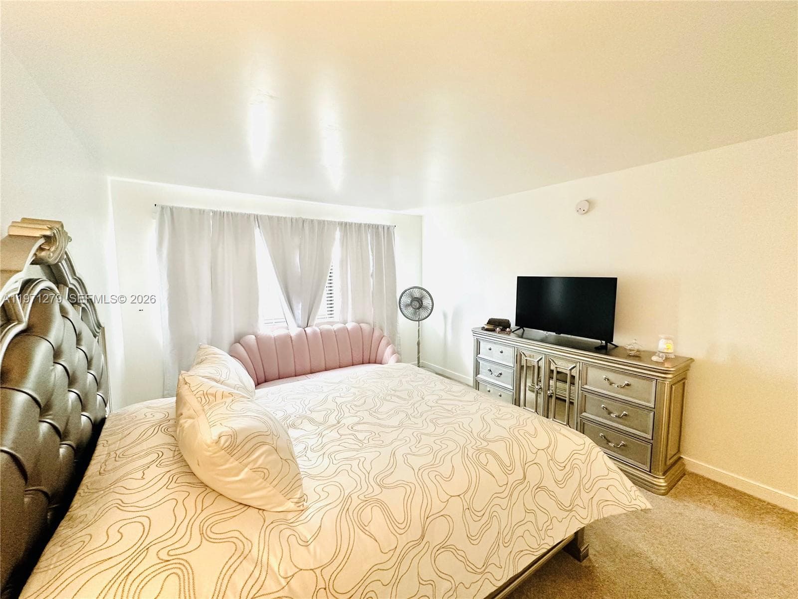 301 Golden Isles Dr (Avail MAY,1) 114 photo 15
