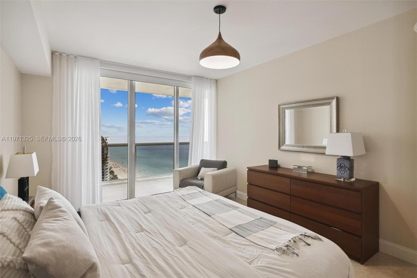 1830 S OCEAN DR 2811 photo 16