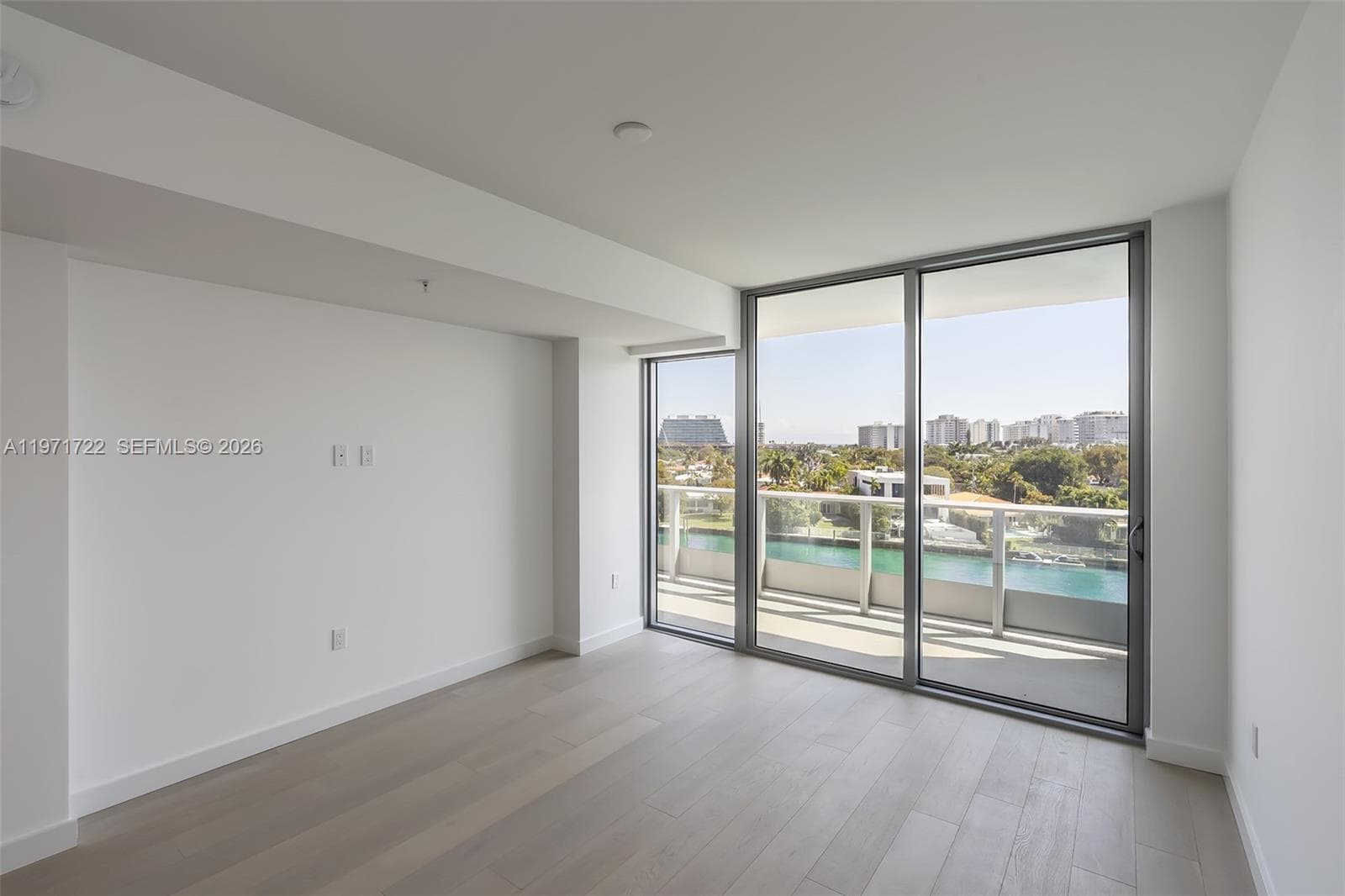 9201 Bay Harbor Drive 603 photo 20