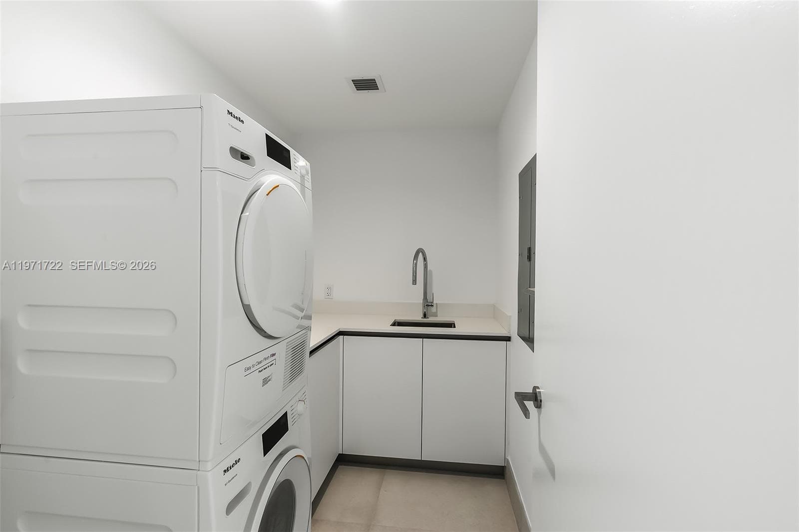 9201 Bay Harbor Drive 603 photo 10